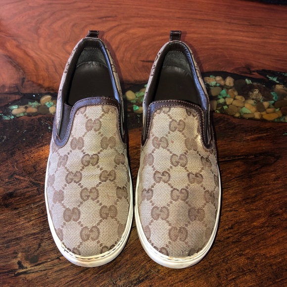 gucci ace sneakers peeling